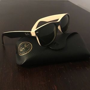 Ray-Ban Wayfarer Sunglasses